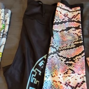 Feed Me Fight Me Snake Endurance Leggings